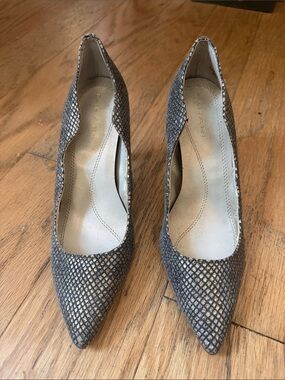 Tahari Metallic Snake-Texture Pointed Pumps in Black and Gold